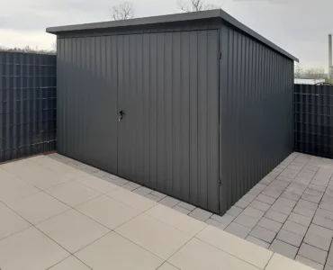 Gerätehaus aus Blech 300 x 300 cm Pultdach Vertikalprofil Graphit