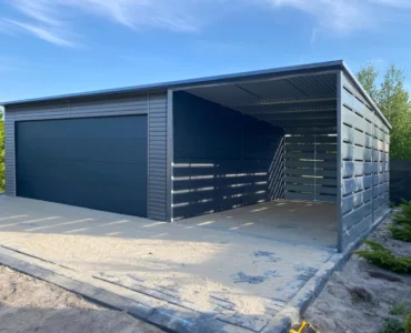 Einzelgarage aus Blech 600 x 600 cm mit Carport