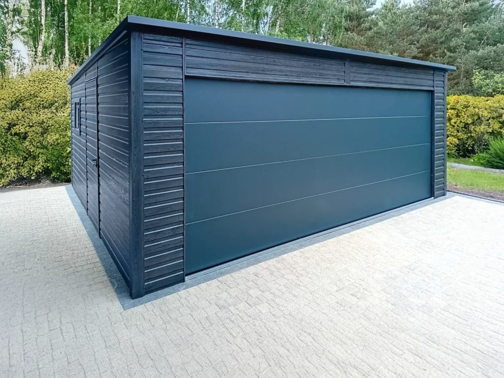 Blechgaragen Güstrow mit Holzstruktur